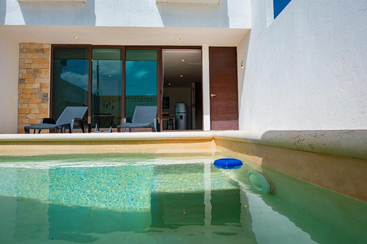 97982 New Modern Villa, Private Pool, High Internet Speed, 2 Blocks From The Beach Чиксулуб Экстерьер фото